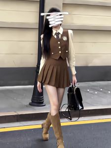 Hotel Front Stage Work Wear Clothes JK Uniform Suit Spring & Fall Slim-Fit Figure Flattering Suit Vest Pleated Skirt Three-Piece Set