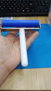 Cây lăn 10cm dán màn hình / ép kính điện thoại Đầu Lăn Xanh )