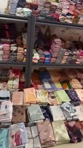 💞𝗛𝗶𝗧𝗼 𝗳𝗮𝘀𝗵𝗶𝗼𝗻. kerudung segi empat motif warna terbaru