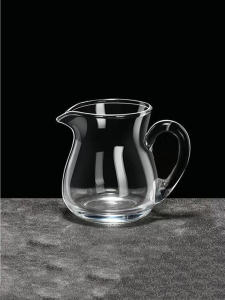 Elegant Glass Baijiu Server Small Capacity Wine Cup Fair Measure Cup Fenjiu Home Use High End Feeling Bar Accessories