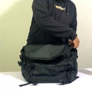 DELTA BLACK |MNM x ARCIO| Tas Selempang Sling Bag Messenger Multifungsi Pria Wanita