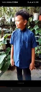Kemeja Polos Anak Cowok: Pilihan Terbaik untuk Anak Usia 2-9 Tahun