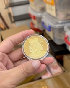 Xu Bà Chúa Lưu Niệm Xứ Châu Đốc Mạ Vàng làm quà tặng lưu niệm trưng bàyý nghĩa.