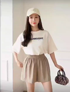 Celana Pendek Wanita Katun Pinggang Elastis Motif Polos Warna Hitam