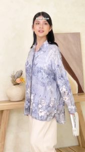 Ixora Dimah Oversized Shirt - Kemeja Wanita Oversize Lengan Panjang Motif Abstrak