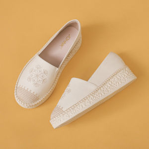 Casual round Toe Flat Bottom Fishing Boat Shoes Womens Spring 2025 New Style Thick Heel Slip-On Loafers Versatile Comfortable