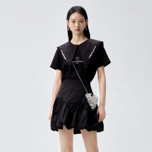 เสื้อยืดแขนสั้นลายพิมพ์ฤดูร้อนใหม่เอวสูงสไตล์ลำลองสำหรับใส่ไปทำงานพร้อมกระเป๋าสุดเก๋ไก๋