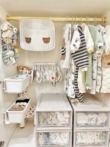 Baby Wardrobe Storage Fantastic Punch-Free Newborn Baby Childrens Saliva Towel Hat Socks Clothing Hook Shelf