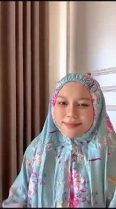 Mukena Wanita Bahan Adem & Motif Traveling Bali 2 in 1 Atasan & Bawahan