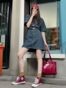 Tao Xiao Ding ปกโปโล ย้อนยุค เดนิม แขนสั้น เดรส ทรงเอ มินิ กระโปรง ฤดูใบไม้ผลิ 2024 พรางหุ่น เอฟเฟกต์ ลำลอง สไตล์การเดินทาง