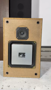 lẻ 1 thùng loa Pioneer S - X303V Bass 16cm bãi nhật về đẹp hát rất tốt  hàng bãi nhật về bị lẻ  1 thùng loa đẹp như hình