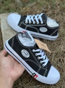sepatu sekolah terlaris hitam putih bot.tinggih