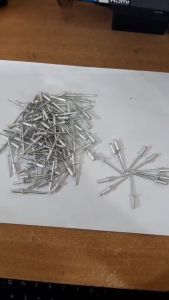 Paku Rivet Benz 550 4x127 /100pcs