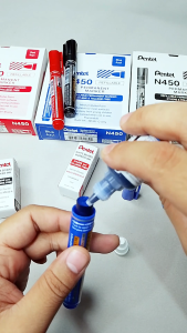 หมึกเติมปากกามาร์คเกอร์ รุ่น NR401 จาก Pentel / ขวด