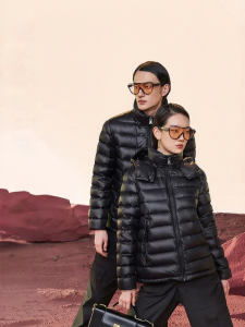 Guvet | Universal Light Short-Style Down Jacket