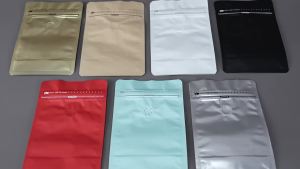 50pcs Flat Bottom Coffee Bags with Valve and Zipper Aluminum Foil Lining Pouch for Storing Coffee Beans Food