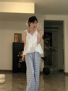 VKSOD | ชุดเสื้อเชิ้ตคอวีสีขาวและกางเกงขายาวลายสก็อตสีน้ำเงินแบบหลวมๆ สไตล์ฝรั่งเศสสำหรับผู้หญิง ชุดสองชิ้น