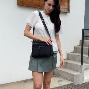 Tas colorful fox 8523 Tas selempang wanita nilon waterproof tas bahu wanita