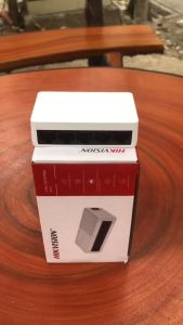 Switch chia mạng 5 cổng 100M HIKVISION DS-3E0105D-O