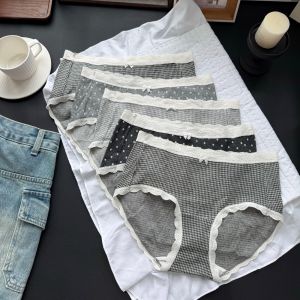 Pure Cotton Womens Underwear Triangle Butt Covering Seamless Elastic Polka Dot Gingham Short Pants Five Pieces Box Set