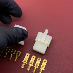 Soket Sambung Konektor Kabel Motor Pin 4 Besar Nylon Original (Soket + Skun)