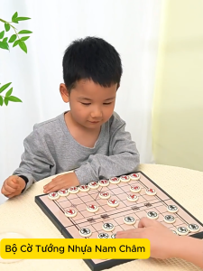 Bộ Cờ Tướng Bằng Nhựa Cao Cấp - Cờ Tướng Có Lực Hút Nam Châm - Đồ Chơi Cờ Tướng Trí Tuệ Cho Trẻ Em Người Lớn Chính Hãng Amalife