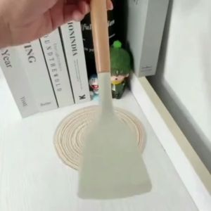 3pcs Silicone Kitchen Utensil Set Wood Handle Spatula Non-Stick Cooking Utensils Set