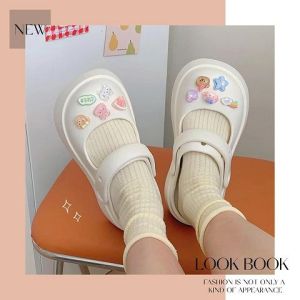 LHShoess ห้ามพลาด รองเท้าแตะหัวโต สไตล์สาวหวาน ดีเทลน่ารักกรุบกริบ สีพาสเทล ลงตัวไปกับเซ็ทอะไหล่ตกแต่งลายใหม่ หวานละมุนมากเวอร์ แมทช์ใส่ได้หลายโอกาส คุ้มมาก ห้ามพลาดนะ