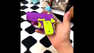 Mainan Anak Gravity Turnip GuN OCT 8181 Bahan Dari Plastik Berkualitas Terbaru Murah | Mainan Anak Pist0l Fidget Toys Mini Manual Tanpa Baterai | Mainan Edukasi Anak Radish 3D Relieve Lucu Keren Cocok Buat Mainan Anak Anak