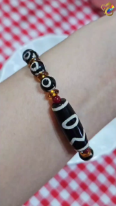 Tibetan Xi Zeng Huai Zhu Heaven Eye 3 Eyes Dzi Agate Bracelet