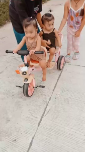 RRHs Two seats tricycle twins double bicycles childrens pedal bike for kids