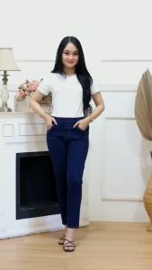 Celana Jeans Wanita Pinggang Karet Legging Slim & Ngaret