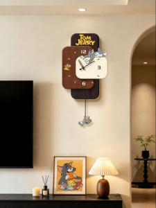 CTYLIGHTZ | Vintage Style Quiet No-drill Glow TV Wall Clock