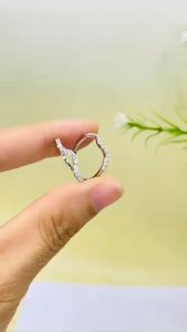 Nhẫn nữ bạc 950 xi bạch kim 1 hàng hột kiểu cong thiết kế sang trọng và đẳng cấp Nhẫn bạc nữ đeo ngón trỏ mạ vàng trắng Nhẫn ngón cái nhỏ Nhẫn ngón út đẹp - KIM LỘC PHÁT N1HH