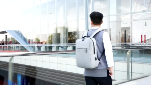 กระเป๋าโน๊ตบุ๊ค กระเป๋าเป้สะพายหลัง กระเป๋าเป้ชาร์จ กระเป๋านักเรี กระเป๋าคอมพิวเตอร์ธุรกิจ มีให้เลือก 2 สี