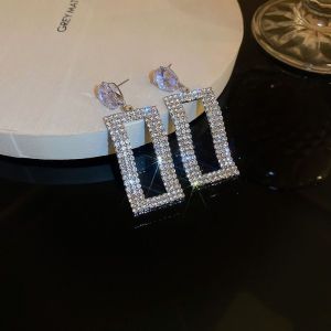 Exquisite Hollow out Geometric Full Diamond Ear Cuff Ultra Shiny Curved Fashionable Versatile Womens Earring Trendy Jewelry