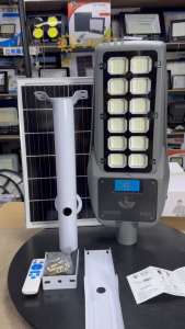 ไฟถนน โซล่าเซลล์ LED แสงขาว 2400W โคมไฟถนน กันน้ำ ควบคุมด้วยรีโมท ไฟโซล่าเซลล์ แอลอีดี รุ่น HT-1240