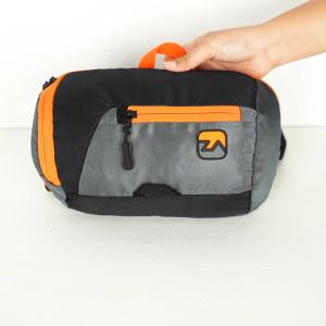 Tas Selempang Neo Slempang Travel Pouch Zarventure