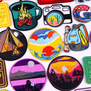 Miếng Vá Thêu Hình Người Đi Phượt Ngoài Trời Dã Ngoại Chất Liệu Polyester Dán Nhiệt Dùng Cho Ba Lô