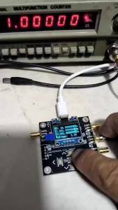 SI5351 Programmable Clock Signal Generator 2.5kHz-200MHz Square Wave SMA RF Signal Source for Ham Radio GPSDO Frequency Counter