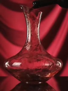 Gelas Wine Transparan Desain Klasik Kaca Tebal Premium Ramping Elegan dengan Kaki Stem Tinggi