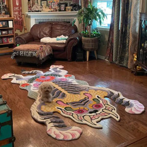 VIKAMA Tiger-shaped Rug - Warm and Slip-resistant Bedside Rug for Bedroom Living Room Floor Mat Home Decoration