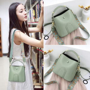 กระเป๋าสะพายข้างหนังแท้คันเร่งแฟชั่นสำหรับผู้หญิง ฤดูร้อนปี 2024 กระเป๋าสะพายข้างขนาดเล็กแบบสะพายข้าง กระเป๋าถือแบบสะพายข้าง