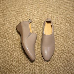 Ultra Soft Leather Womens Shoes Mom Walking Loafers Commute Versatile Slip-On round Toe Genuine Slope Heel Single Shoes