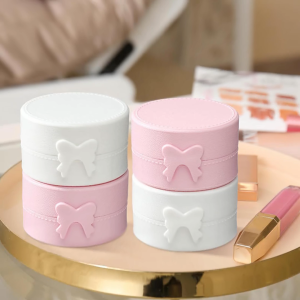 MallMainan-C1419 Kotak Penyimpanan Mini Bulat Motif Pita Kuda / Tempat Perhiasan Mini Box Serbaguna