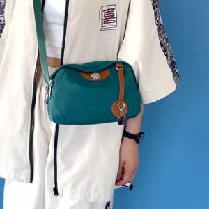 Tas Selempang Wanita Dewasa Nilon & Tas Kondangan Terbaru 2025