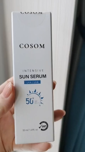 Kem Chống Nắng COSOM Intensive Sun Serum SPF50+ PA++++ Hàn Quốc – Bảo Vệ Da Nâng Tông Tự Nhiên