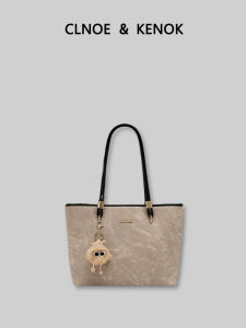 Commuting Large Capacity Tote Bag