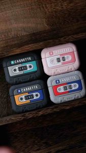 Ốp In Hình Máy Nghe Nhạc Cassette Cổ Điển Retro Kèm Dây Đeo Cho Airpods Pro 3 2 Airpods 4