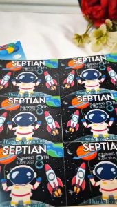 2-4 Stiker Ultah Anak Ulang Tahun Label Bentuk Kotak Sticker Ulang Taun Balita Uk.Kecil Buzz Gell